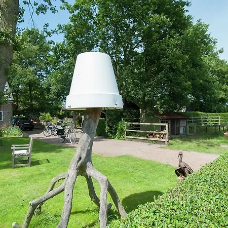 Lively Cabin Near Forest In Bergen דירה *